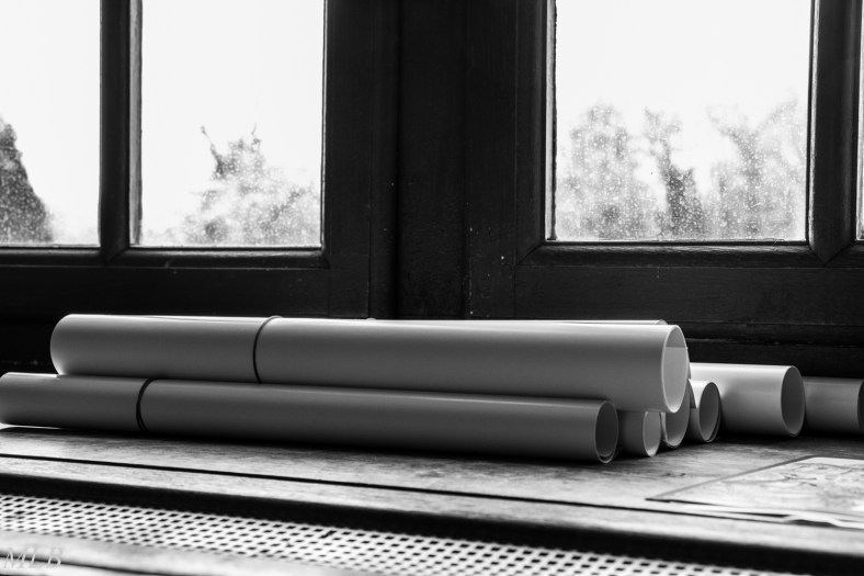 Bord de fenêtre en noir et blanc